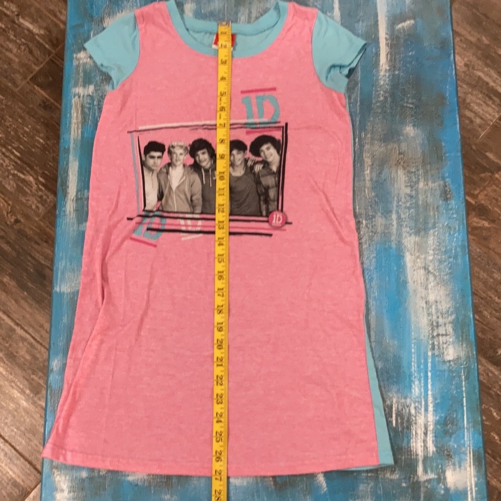 One Direction Gown - Picture 6 of 7